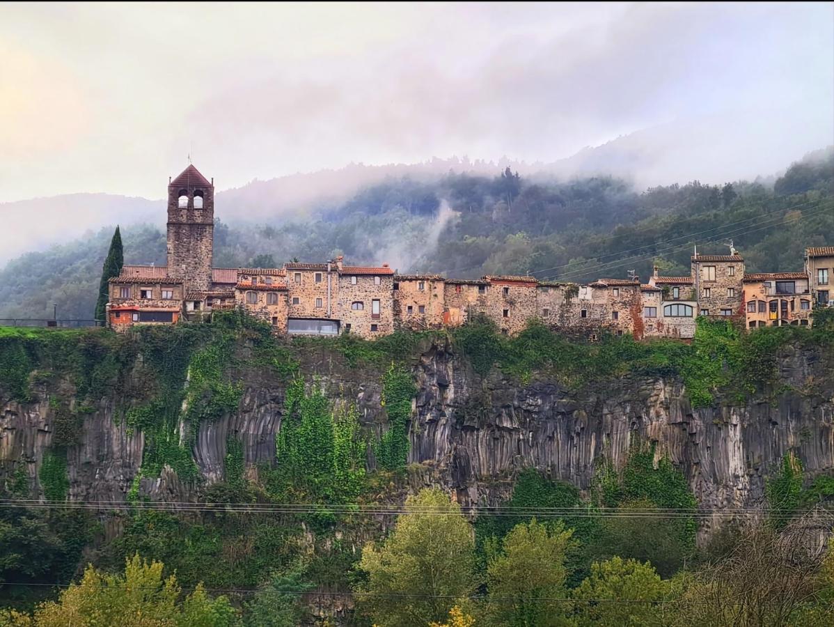 Harveys Homestay - Adults Only Mieres  Exterior photo