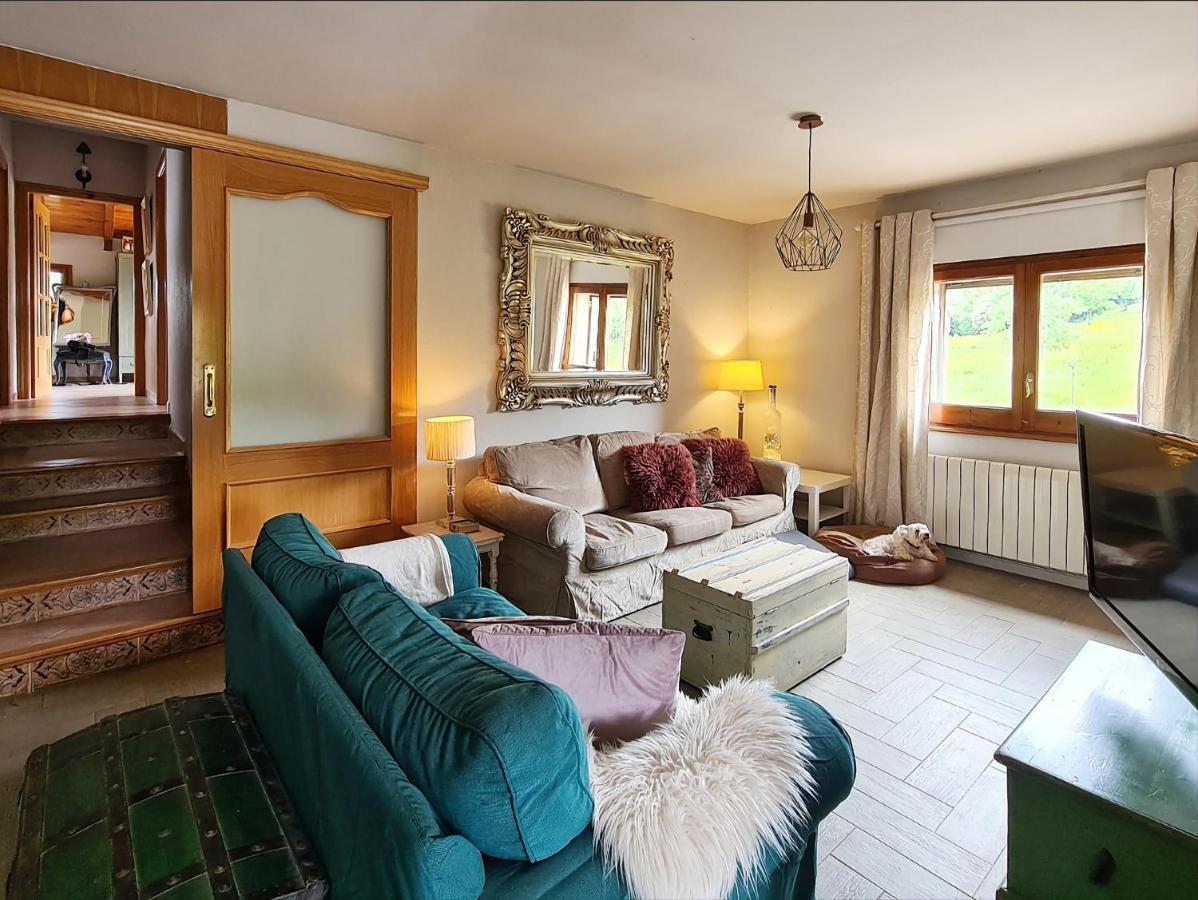 Harveys Homestay - Adults Only Mieres  Exterior photo
